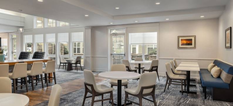 长岛艾斯利普法院综合体居家酒店(Residence Inn Long Island Islip/Courthouse Complex)图片