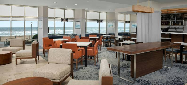 维吉尼亚海滩海滨/北37号街万怡酒店(Courtyard Virginia Beach Oceanfront/North 37th Street)图片