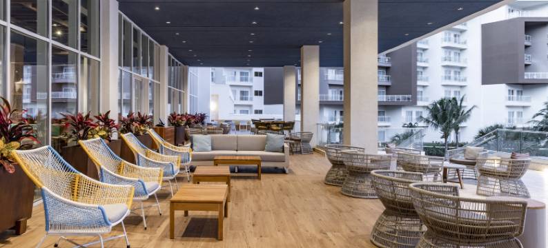 阿鲁巴希尔顿安泊套房度假村(Embassy Suites by Hilton Aruba Resort)图片