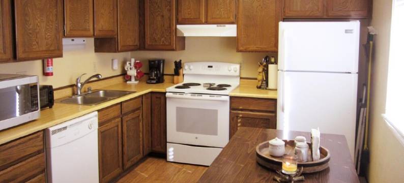 Buffalo Roam Condo * Comforts of Home for 6 * Minutes from Yellowstone图片