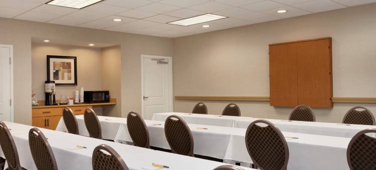 圣路易斯哥伦比亚欢朋酒店(Hampton Inn St. Louis-Columbia)图片