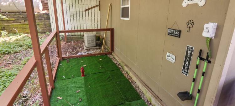 湖景/按摩椅/投球机/飞镖/沙狐球/桌上足球度假屋(Lake View /Massage Chair /Skiball/ Darts /Shuffelboard/Foosball)图片