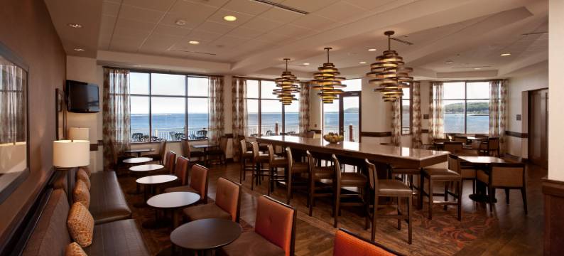 马凯特欢朋水滨酒店(Hampton Inn Marquette/Waterfront)图片