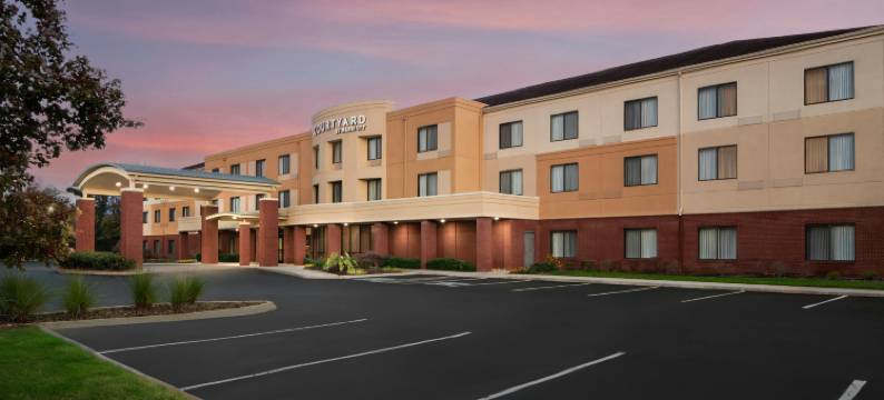 阿尔科诺克斯维尔机场万怡酒店(Courtyard Knoxville Airport Alcoa)图片