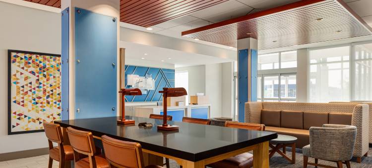 海沃德·卡斯特罗山谷智选假日套房酒店(Holiday Inn Express & Suites Hayward - Castro Valley by IHG)图片