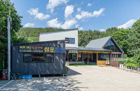 Changwon Hostel Black Pearl Pension Hotel Overview