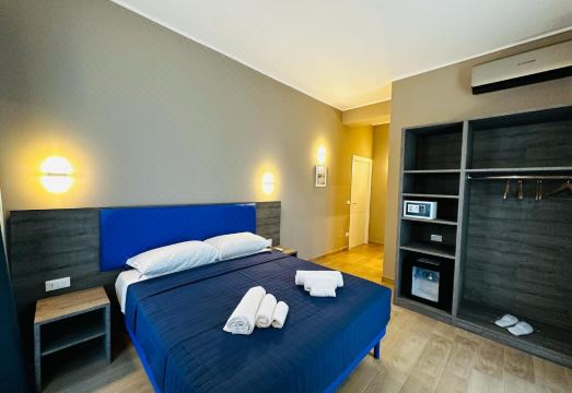 Sunset Guesthouse Hotel Overview