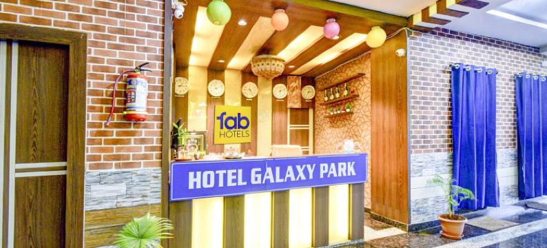 Itsy酒店银河公园(FabHotel Galaxy Shamshabed)图片