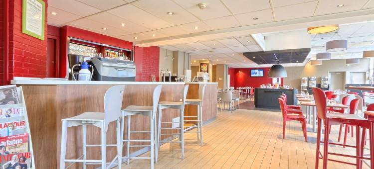 巴黎西部楠泰尔拉德芳斯康铂酒店(Campanile Paris Ouest - Nanterre - la DÉFENSE)图片