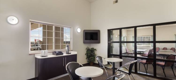 罗斯柴尔德6号汽车旅馆(Motel 6 Rothschild, WI)图片