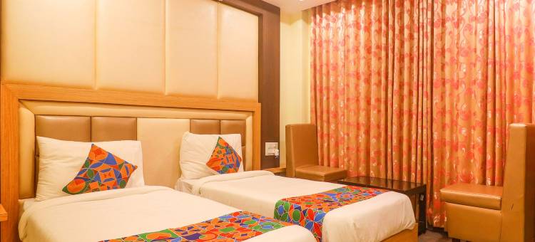 Fabhotel Keerthi的Anupama(FabHotel Keerthi's Anupama - Nr Indira Gandhi Stadium)图片