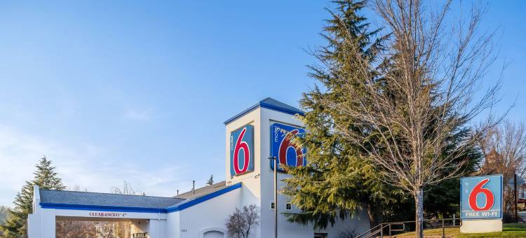 奥本6号汽车旅馆(Motel 6 Auburn, CA)图片