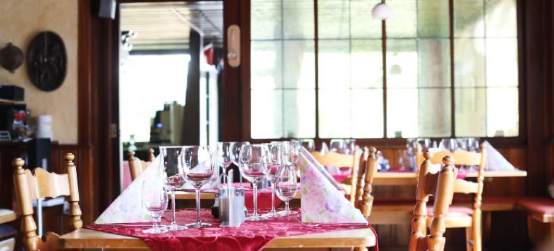 阿德勒斯图贝(Hotel Restaurant Adler Stube)图片