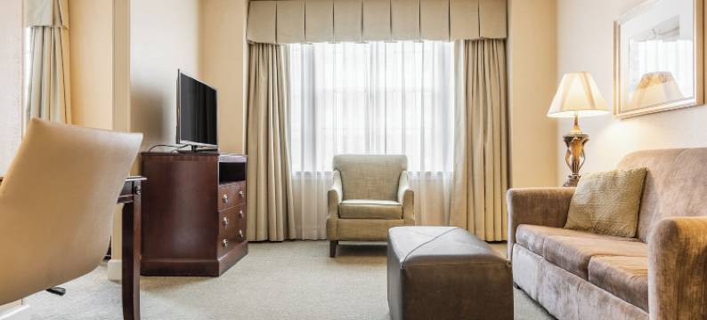 伯明翰市中心塔特怀勒欢朋套房酒店(Hampton Inn & Suites Birmingham-Downtown-Tutwiler)图片