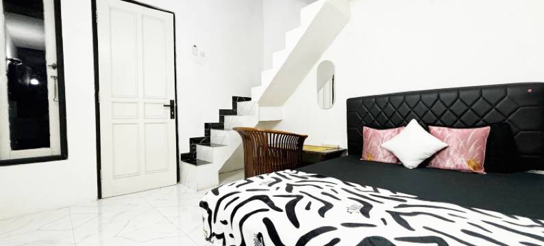 三宝拢穆拉科斯特哈里安酒店(Kost Harian Semarang Murah)图片