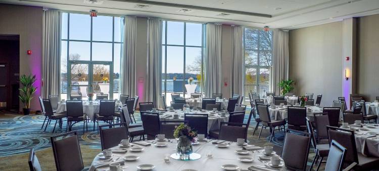 尼亚加拉瀑布希尔顿逸林酒店(DoubleTree by Hilton Niagara Falls)图片