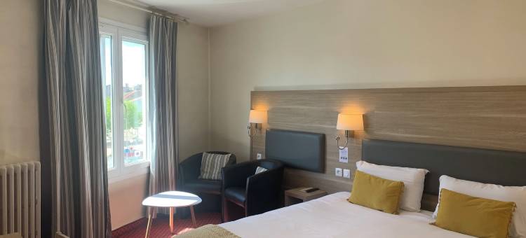 蓝色之夜布里特酒店(Brit Hotel Bleu Nuit)图片