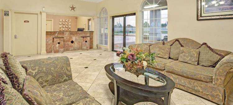 达拉斯东速8酒店(Super 8 Dallas East Near Fair Park Downtown)图片