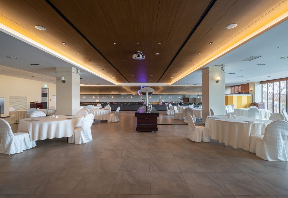 Maremons HotelOver view