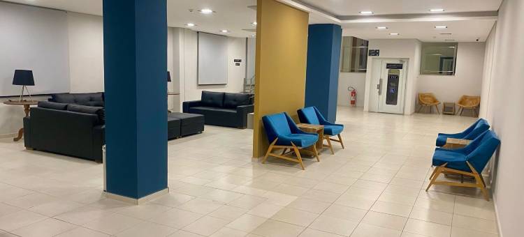 UniHotel跳跃(UniHotel Salto)图片