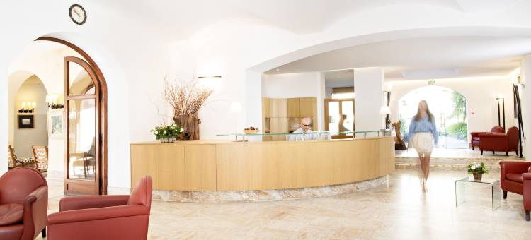 格兰德酒店(Les Pyrénées - le Grand Hôtel & le Château)图片