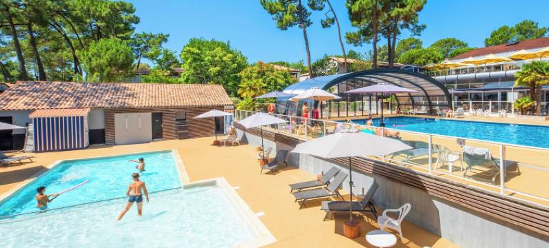 阿祖雷亚龙瑟莱班酒店(Azureva Ronce les Bains)图片