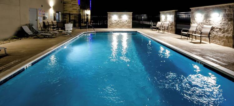 泰勒智选假日套房酒店(Holiday Inn Express & Suites Taylor)图片