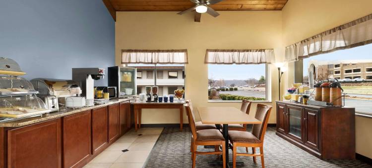 橡树岭诺克斯维尔温德姆戴斯酒店(Days Inn by Wyndham Oak Ridge Knoxville)图片