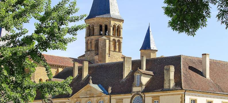 三鸽客栈(Hostellerie des Trois Pigeons, Paray-Le-Monial)图片