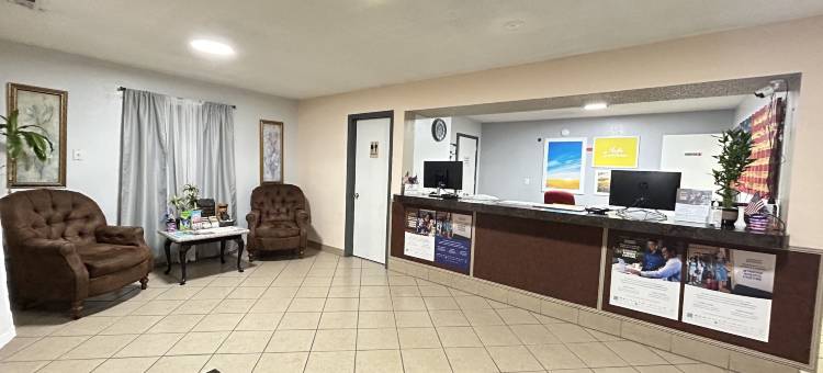 布兰森戴斯酒店 - 近剧院区(Days Inn by Wyndham Branson Near Theatre District)图片