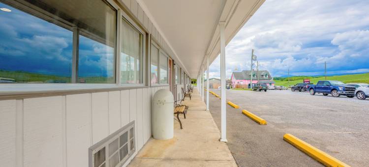 OYO自然桥I-81经济型酒店(Budget Inn by OYO Natural Bridge I-81)图片