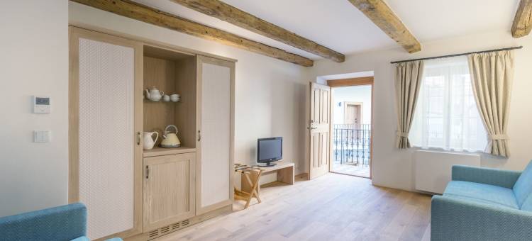 白色百合酒店(Hotel At the White Lily)图片