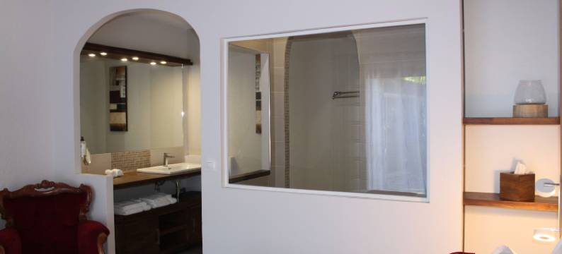 莱赛克雷特迪费恩德秘密(Les Secrets du Défends)图片