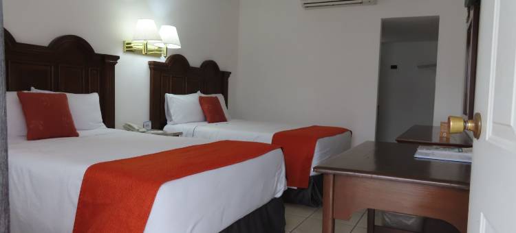 Hotel Los Robles = 洛斯罗布莱斯酒店(Hotel Los Robles)图片