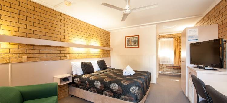 蓝花楹广场汽车旅馆(Jacaranda Place Motor Inn)图片