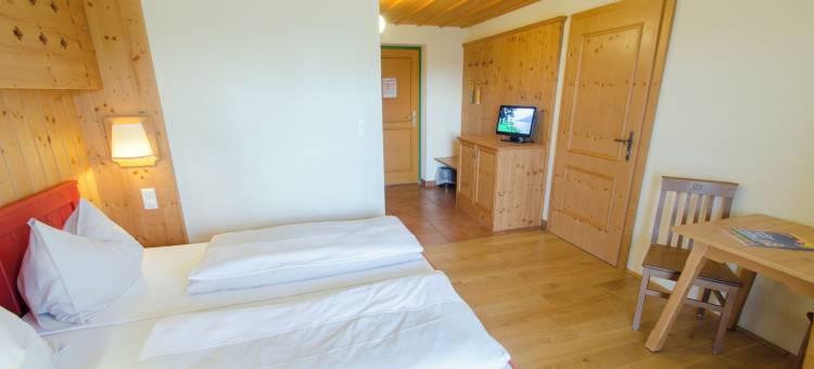 蒂申 - 比奥朗德勒尼斯胡法酒店(Jufa Hotel Tieschen)图片