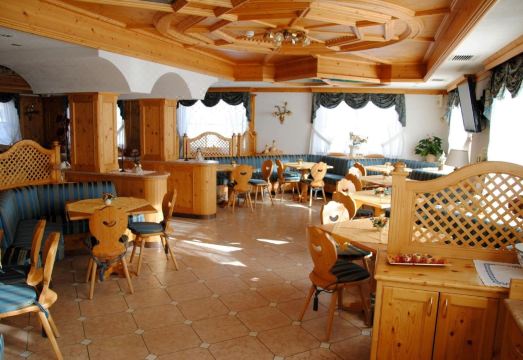 Dolasilla Park Hotel Hotel Overview