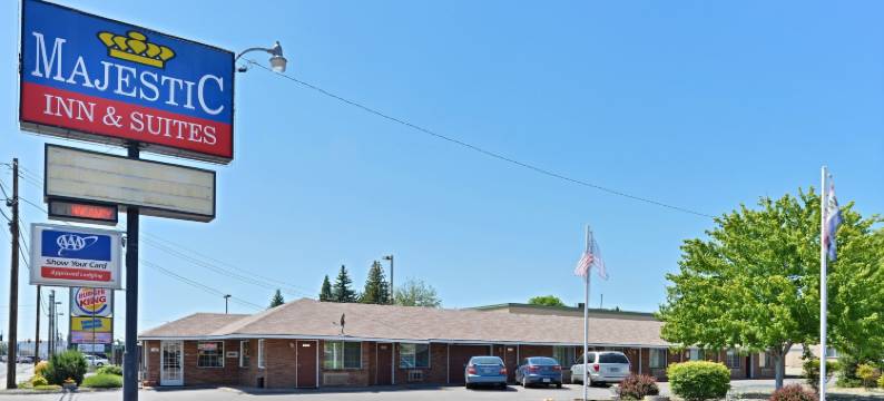 豪华套房酒店(Majestic Inn & Suites)图片