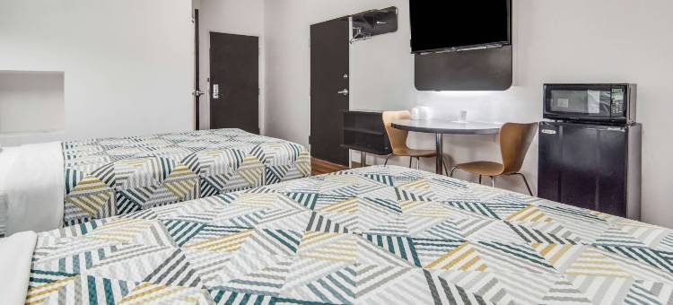 德克萨斯克利本 6 号汽车旅馆(Motel 6 Cleburne, TX)图片