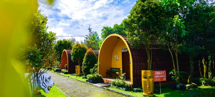 班顿甘日出山酒店(Sunrise Hill Bandungan)图片