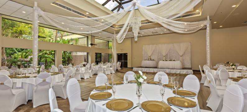 洛杉矶惠蒂尔希尔顿逸林酒店(DoubleTree by Hilton Whittier Los Angeles)图片