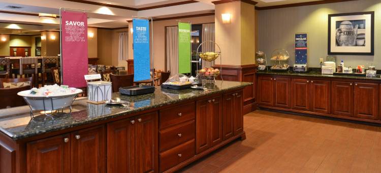 希尔顿欢朋酒店-哈里森(Hampton Inn Harrison)图片