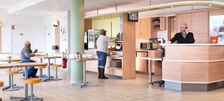 芒特拉若利宜必思快捷酒店(Ibis Budget Mantes-la-Jolie Sully)图片