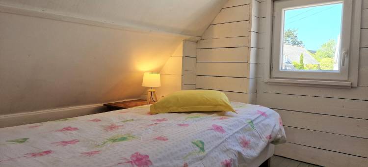 Holiday Home in Locquirec near Sandy Beaches图片