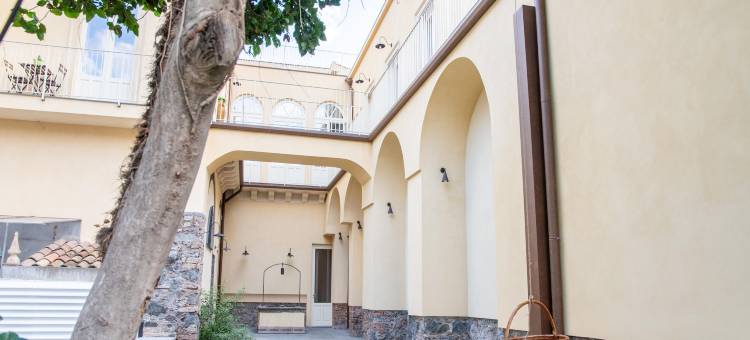 Apartment near Mount Etna with Pool图片