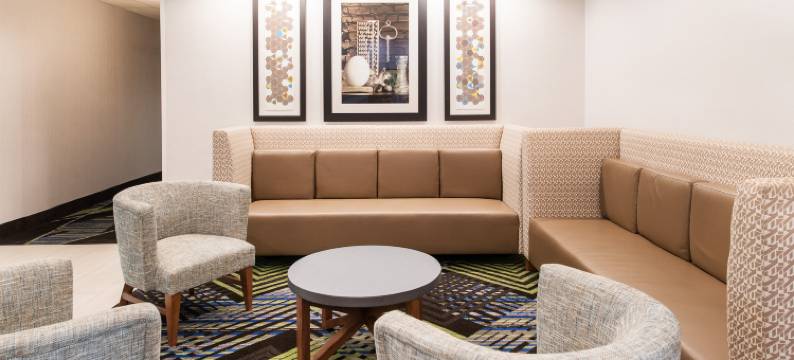 智选假日套房酒店-哥伦比亚I-26哈比森大道(Holiday Inn Express & Suites COLUMBIA-I-26 @ HARBISON BLVD by IHG)图片