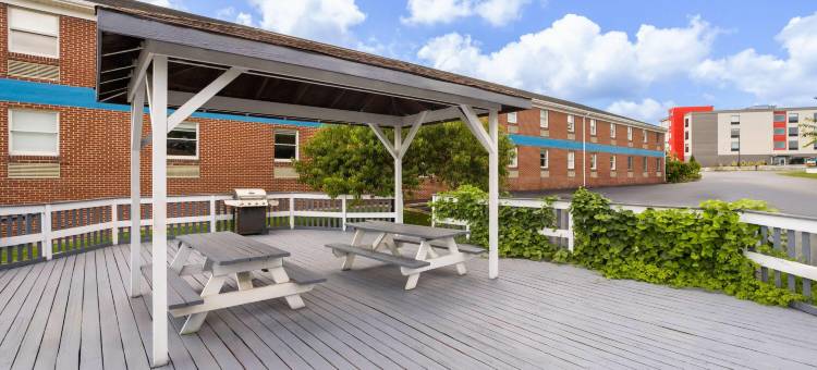 兰卡斯特荷兰郡温德姆Baymont酒店(Baymont by Wyndham Lancaster PA Dutch Country)图片