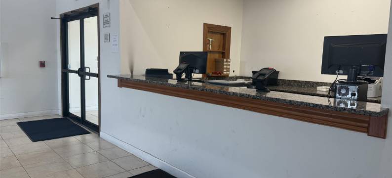 奥伯兹里肯贝克机场贝斯特韦斯特SureStay酒店(SureStay by Best Western Obetz Rickenbacker Airport)图片