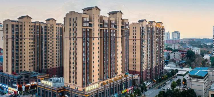 美宿欢漫酒店(岳阳楼区洞庭湖小镇店)图片