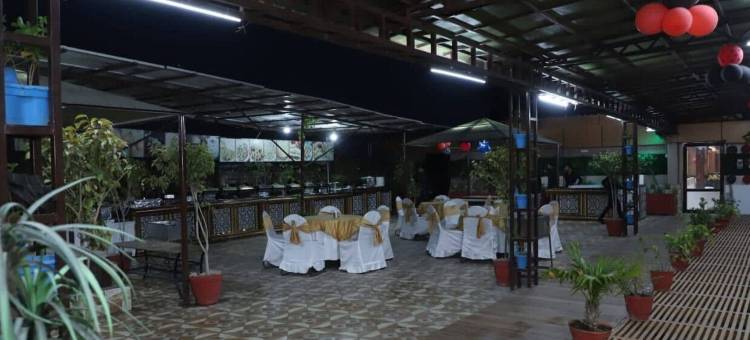 拉吉汉斯丽晶酒店(Hotel Rajhans Regency)图片